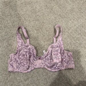 Victoria Secret Lavender Lace Underwire Bralette